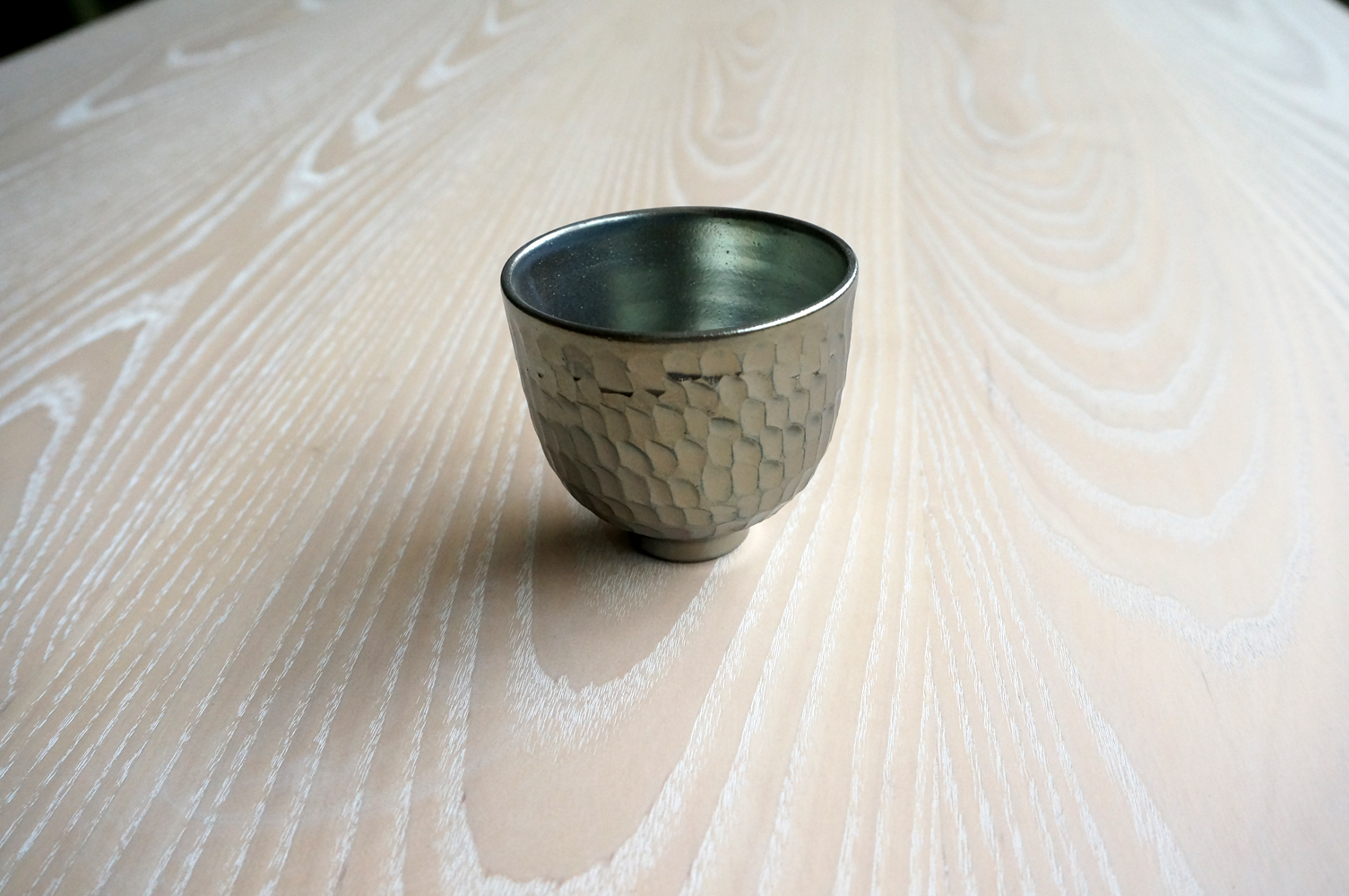 木村盛和作 鉄釉変 ぐいのみ 共箱 鉄釉 窯変 茶碗 猪口