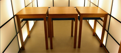 KW271 KN_ROUND TABLE